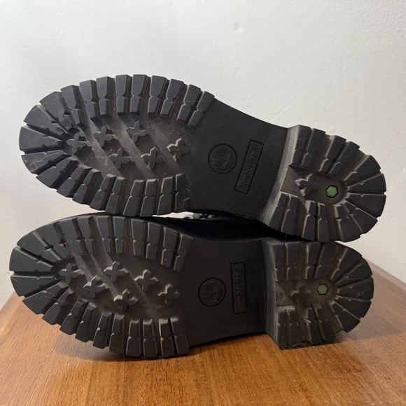 TIMBERLAND WOMEN'S COURMAYEUR VALLEY 6-INCH WATERPROOF FAUX-FUR BOOTS - Picture 7 of 7